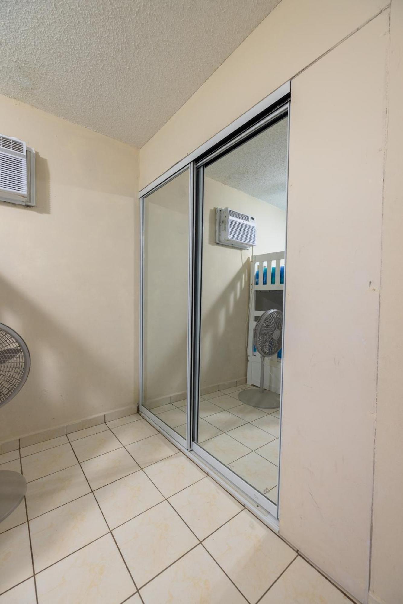 Jobos Beach Apartment A-3 イサベラ エクステリア 写真